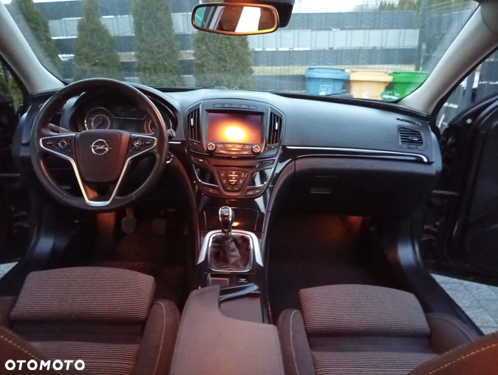 Opel Insignia - 19
