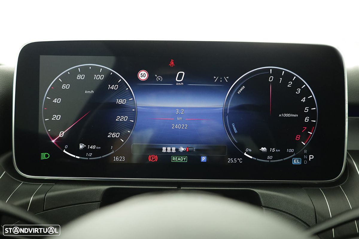 Mercedes-Benz C 300 e - 20