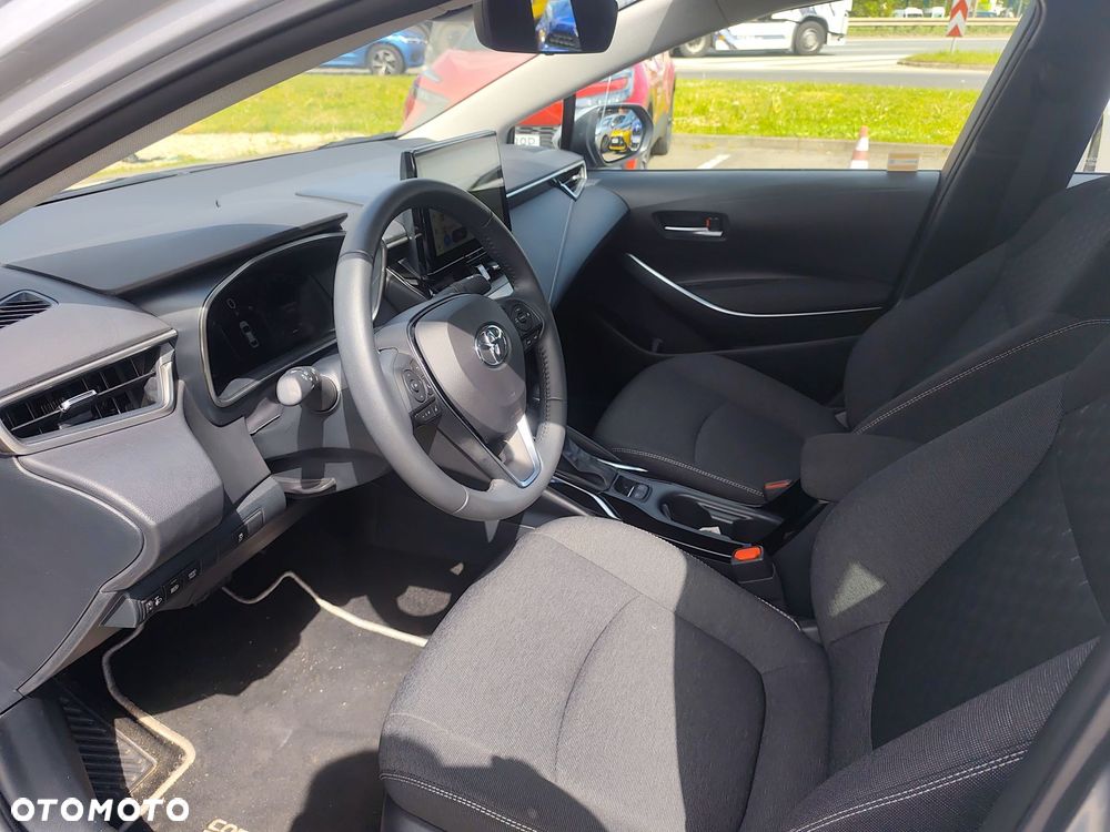 Toyota Corolla 1.8 Hybrid Comfort - 16