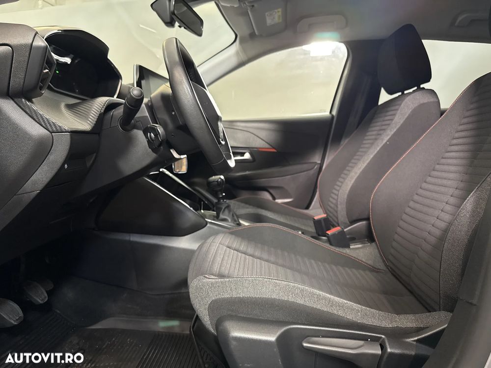 Peugeot 208 - 20