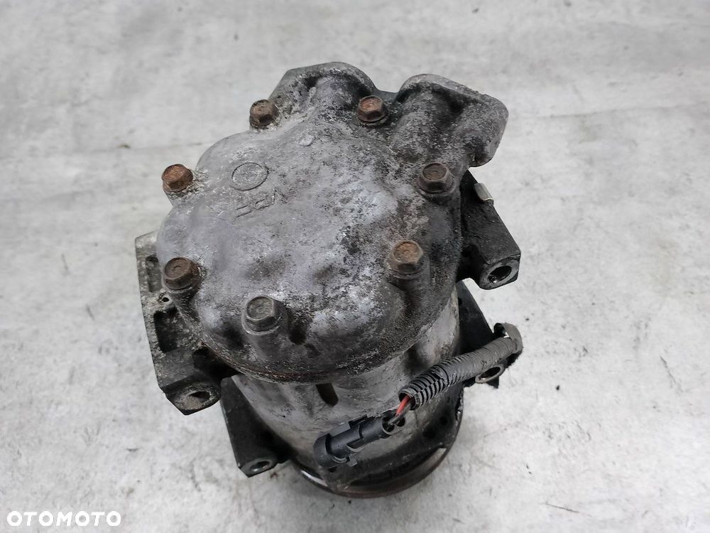 POMPA, SPRĘŻARKA KLIMATYZACJI VOLVO C30 3M5H-19D629-TA SD7V16 1.6 D - 2