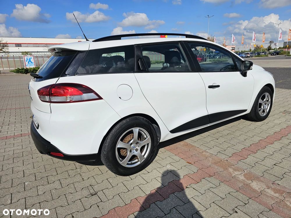 Renault Clio 1.2 16V Alize - 13