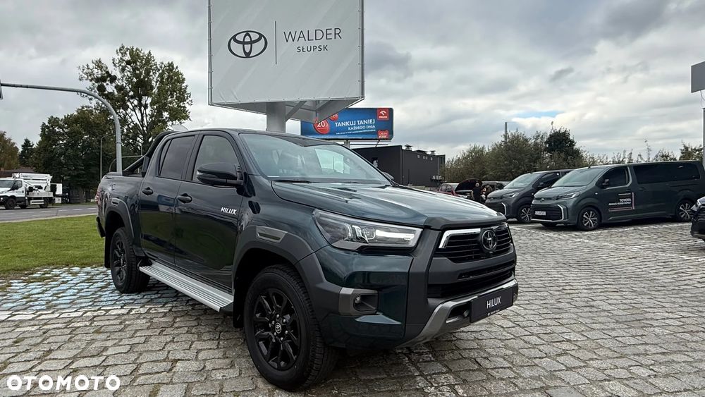 Toyota Hilux 2.8 D-4D Double Cab Invincible 4x4 - 2