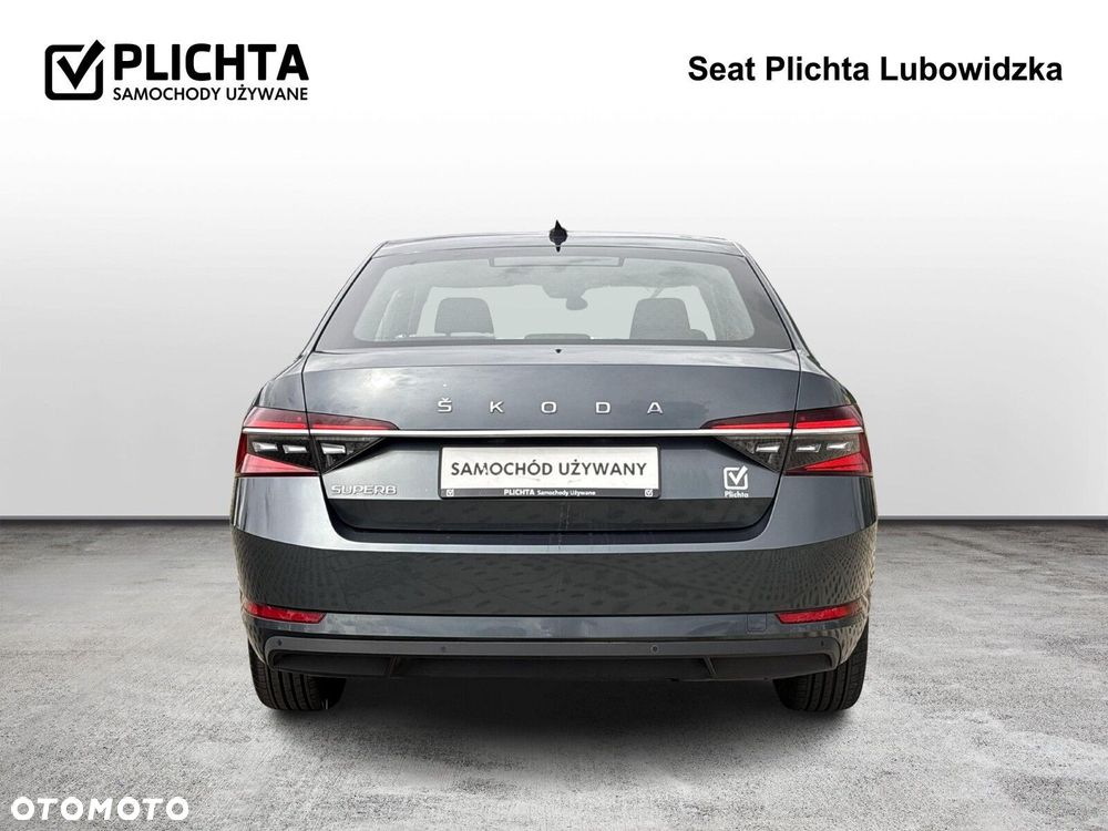 Skoda Superb 2.0 TDI Ambition DSG - 4