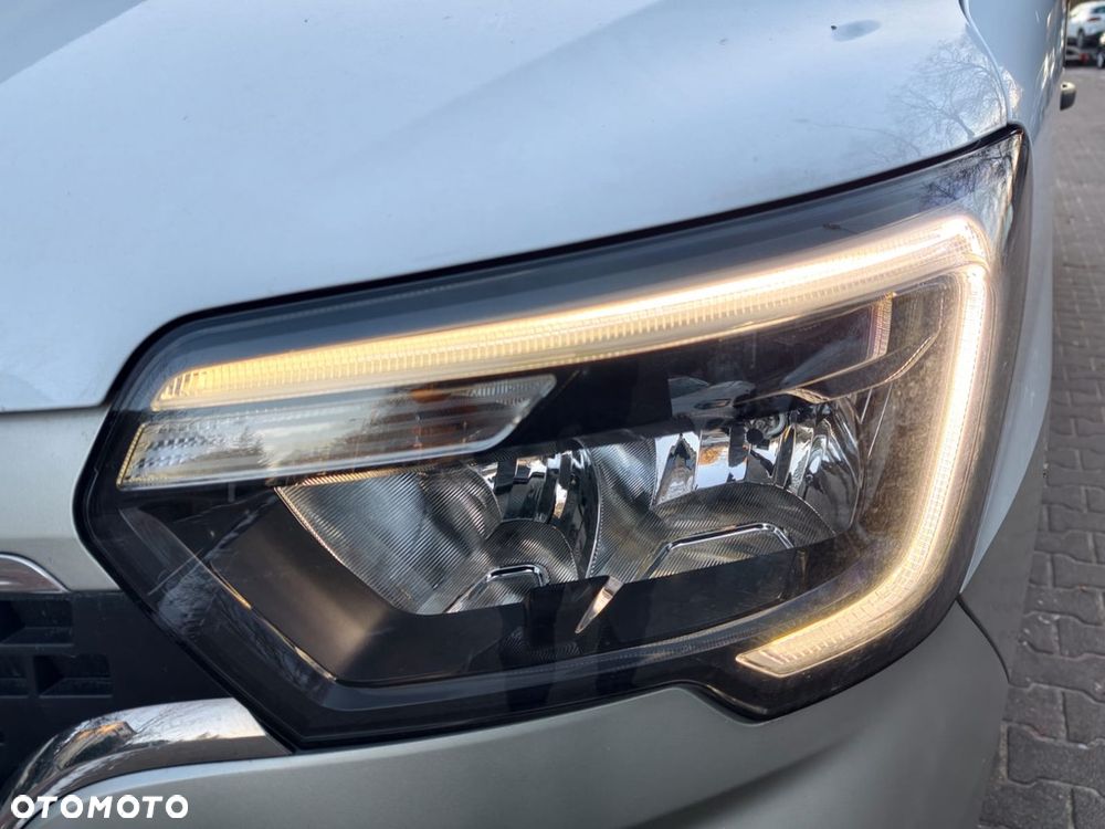 Renault e-Master - 11