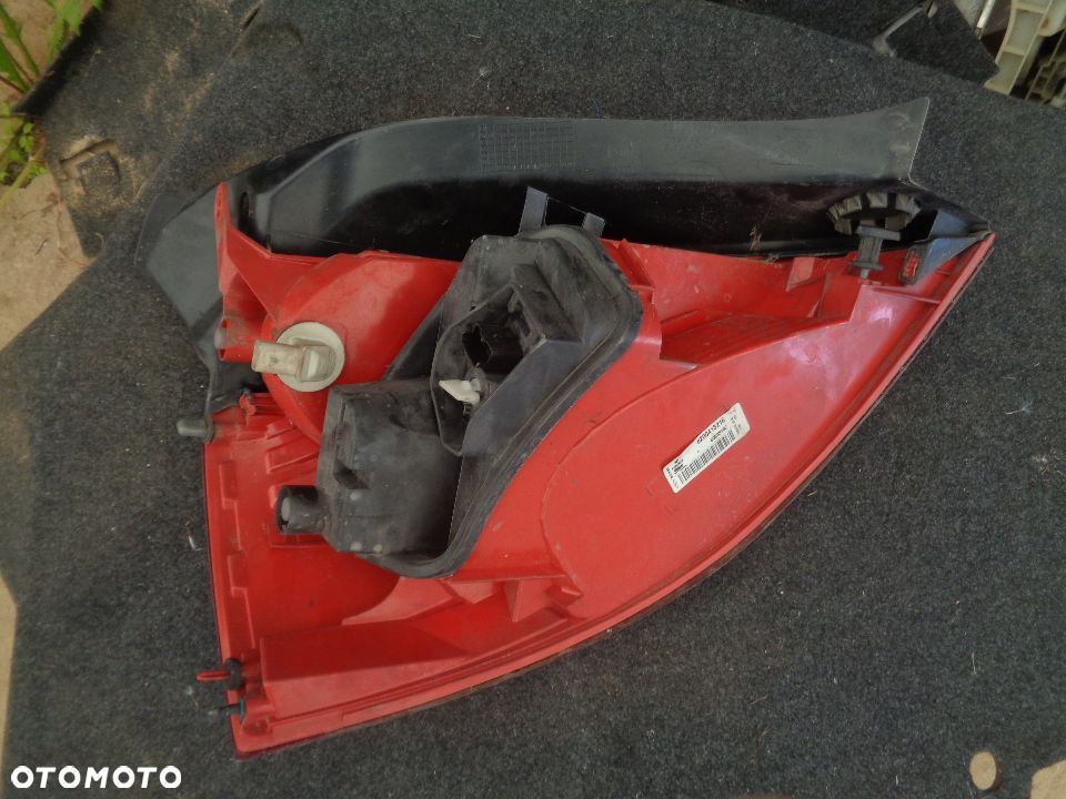 RENAULT MEGANE II LIFT LAMPA TYŁ PRAWA EUROPA - 2