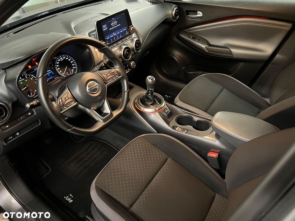 Nissan Juke 1.0 DIG-T N-Connecta - 21
