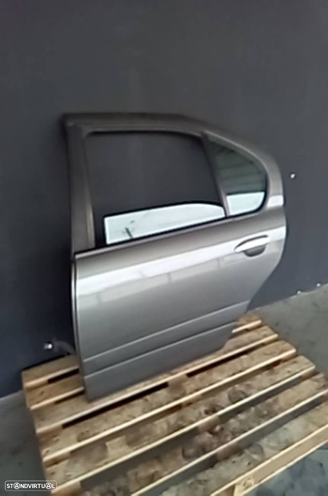 Porta Trás Esquerda Completa Nissan Primera (P11) - 2