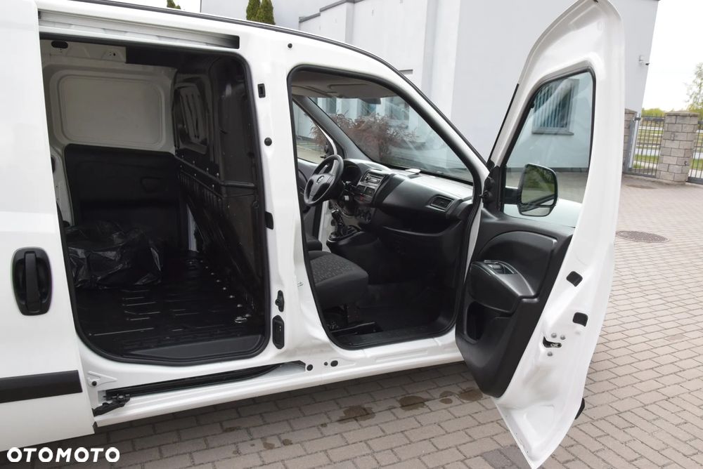 Opel COMBO DOBLO MAXI L2 1,6 CDTI SALON PL - 11