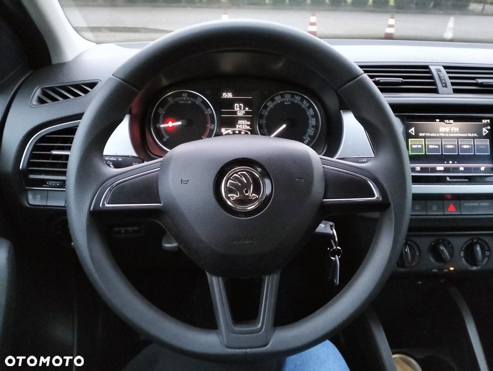 Skoda Fabia 1.0 Ambition - 8