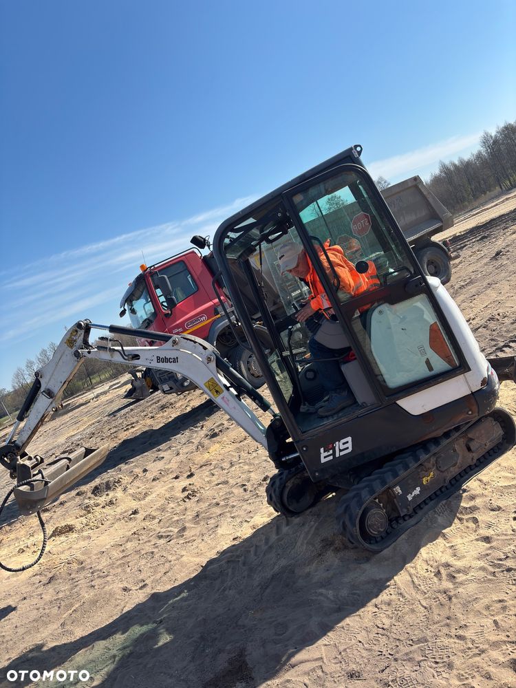 Bobcat E19 - 2