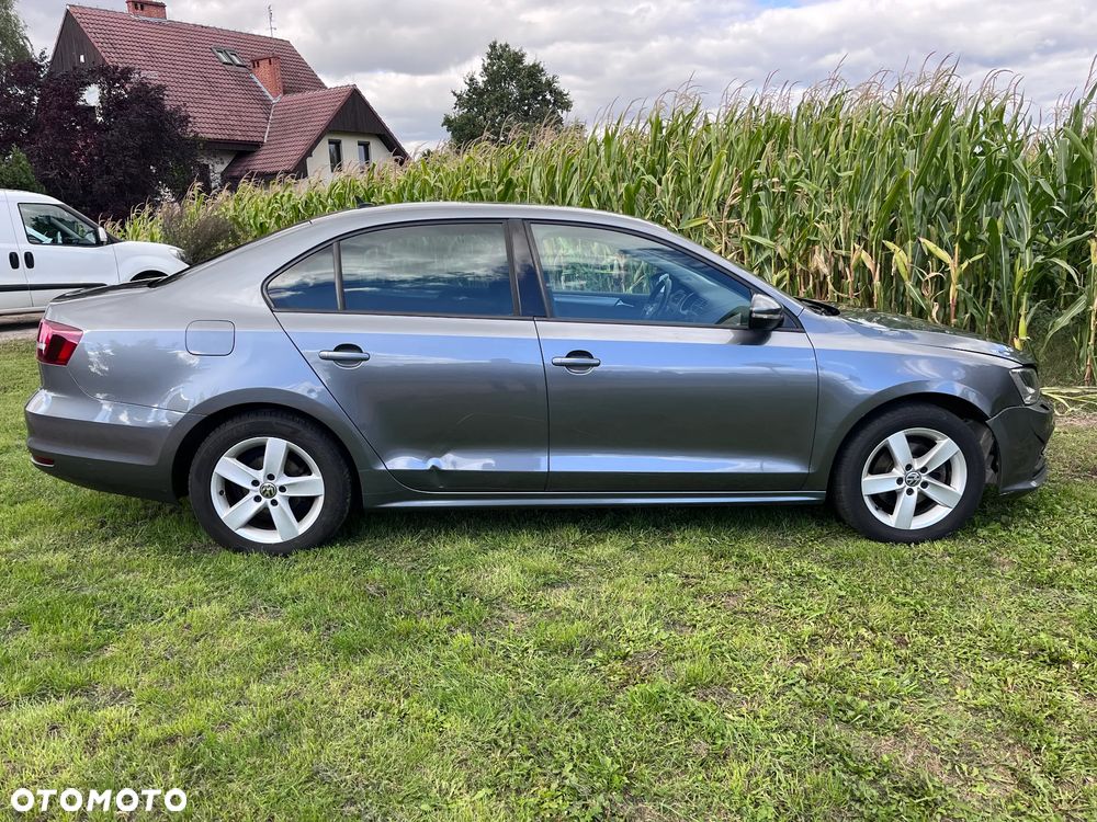 Volkswagen Jetta 1.4 TSI BMT Comfortline - 2