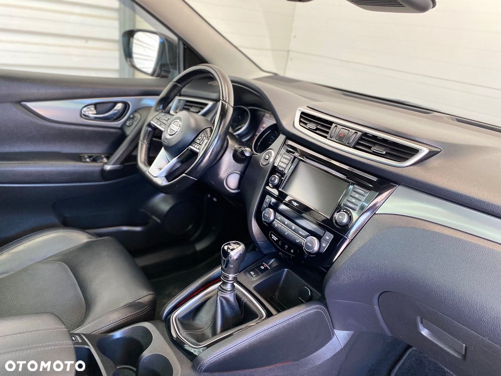 Nissan Qashqai 1.3 DIG-T N-WAY - 13
