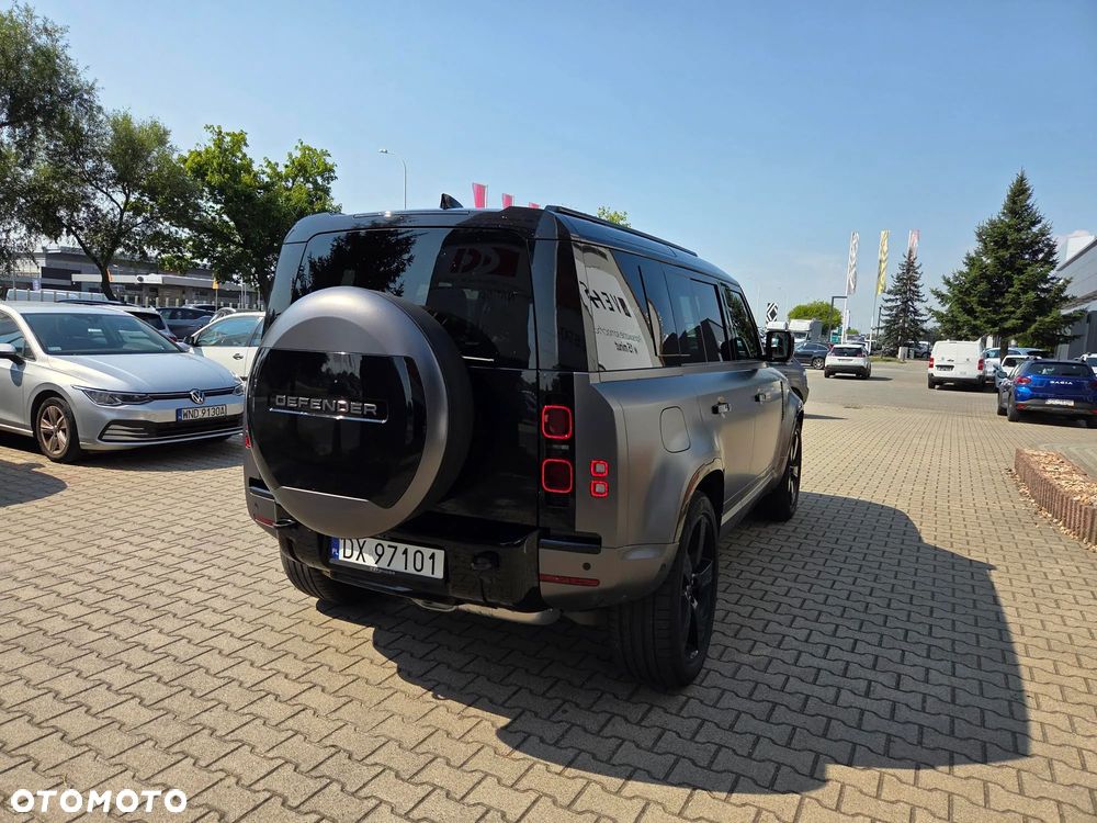 Land Rover Defender 3.0 D250 mHEV X-Dynamic HSE - 25