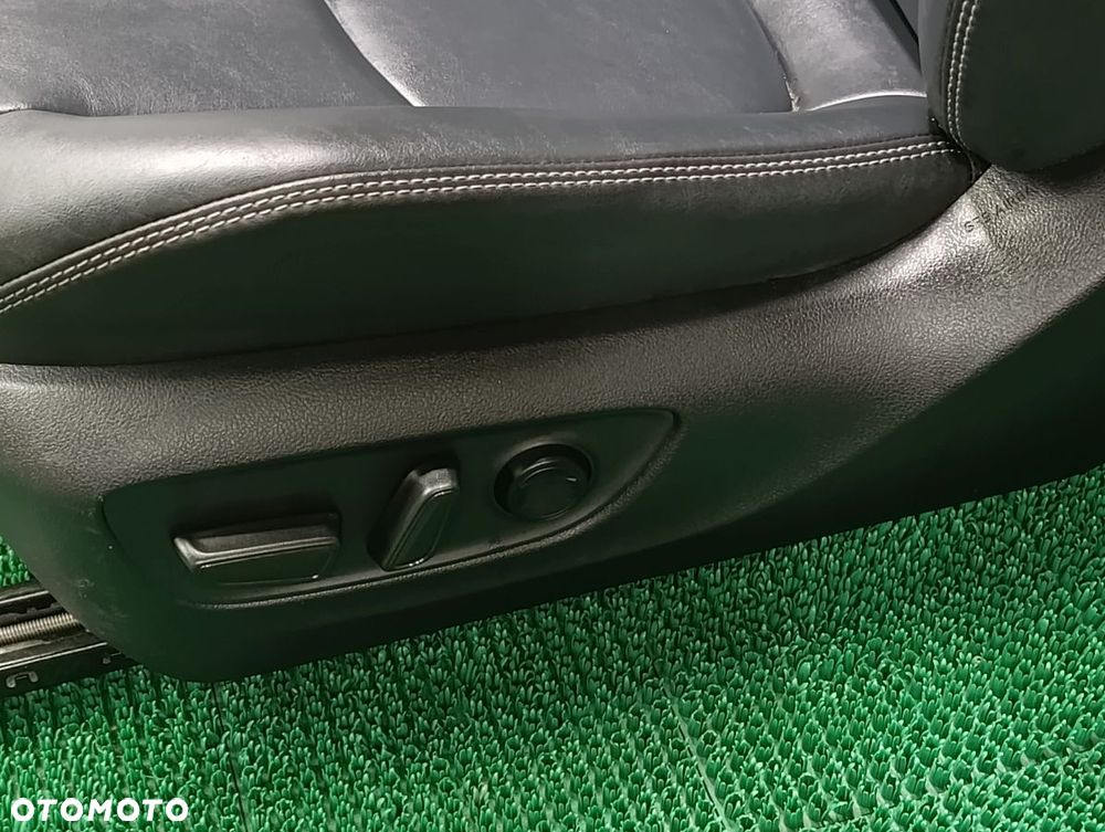 TOYOTA RAV4 2.5h od 2019r Fotele Kanapy Boczki - 5