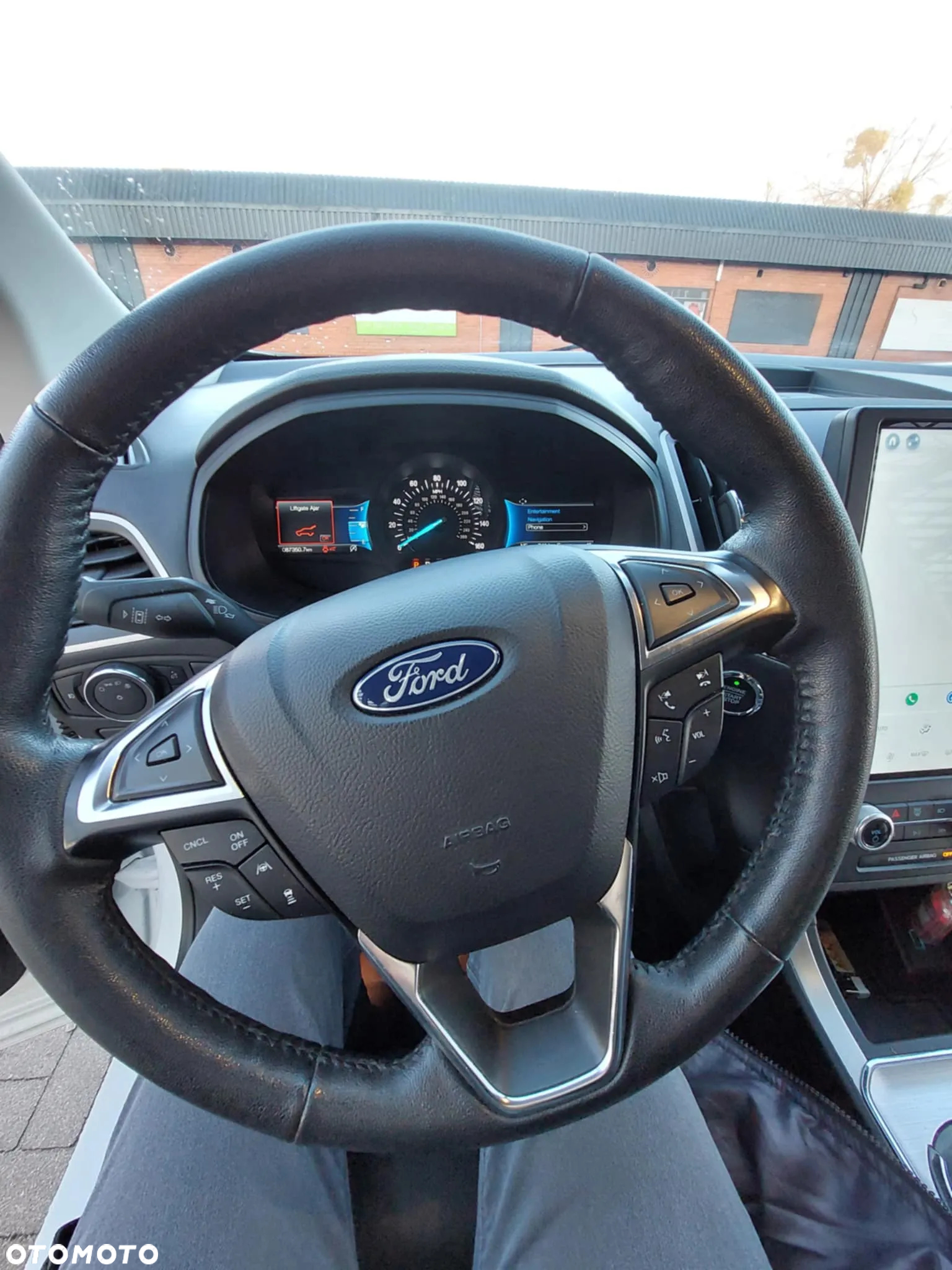 Ford Edge - 12