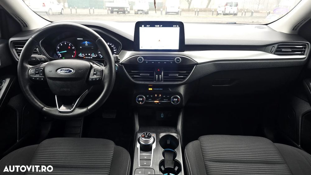 Ford Focus 1.0 EcoBoost Titanium - 11