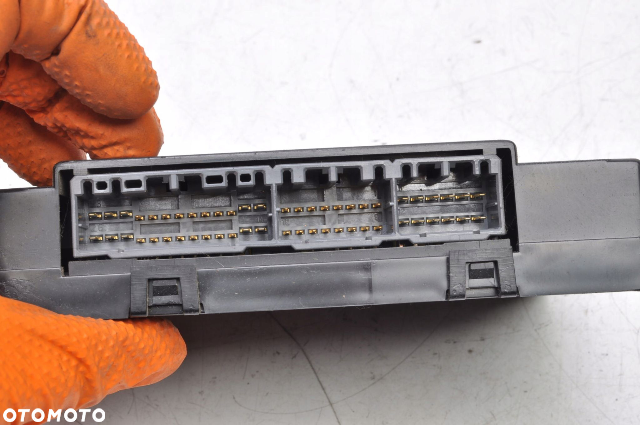 LAND ROVER FREELANDER L314 MODUŁ KOMFORTU YWC500210  53070143A - 3