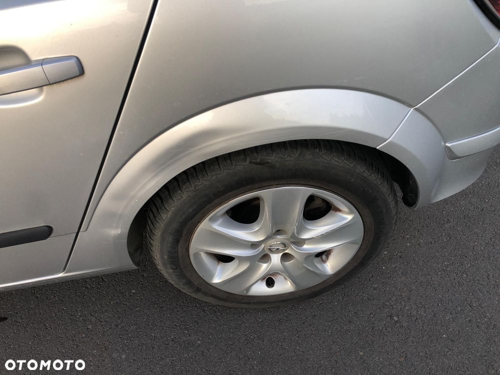 Opel Astra - 12