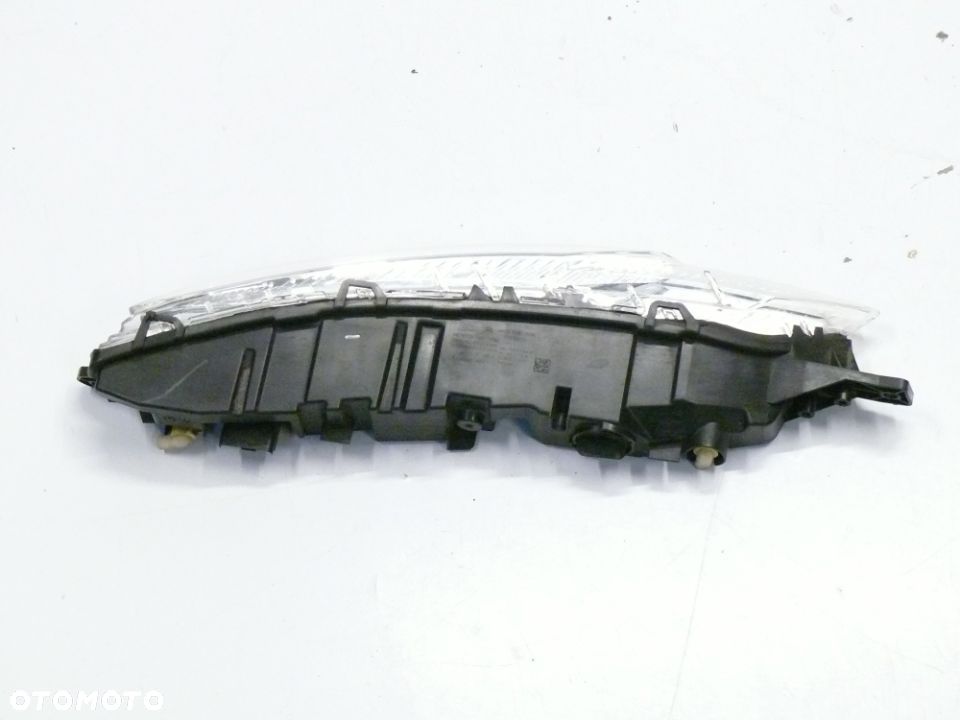 HALOGEN LEWY LED CITROEN C4 PICASSO II - 2