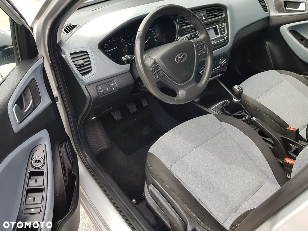 Hyundai i20 1.2 Passion Plus - 18