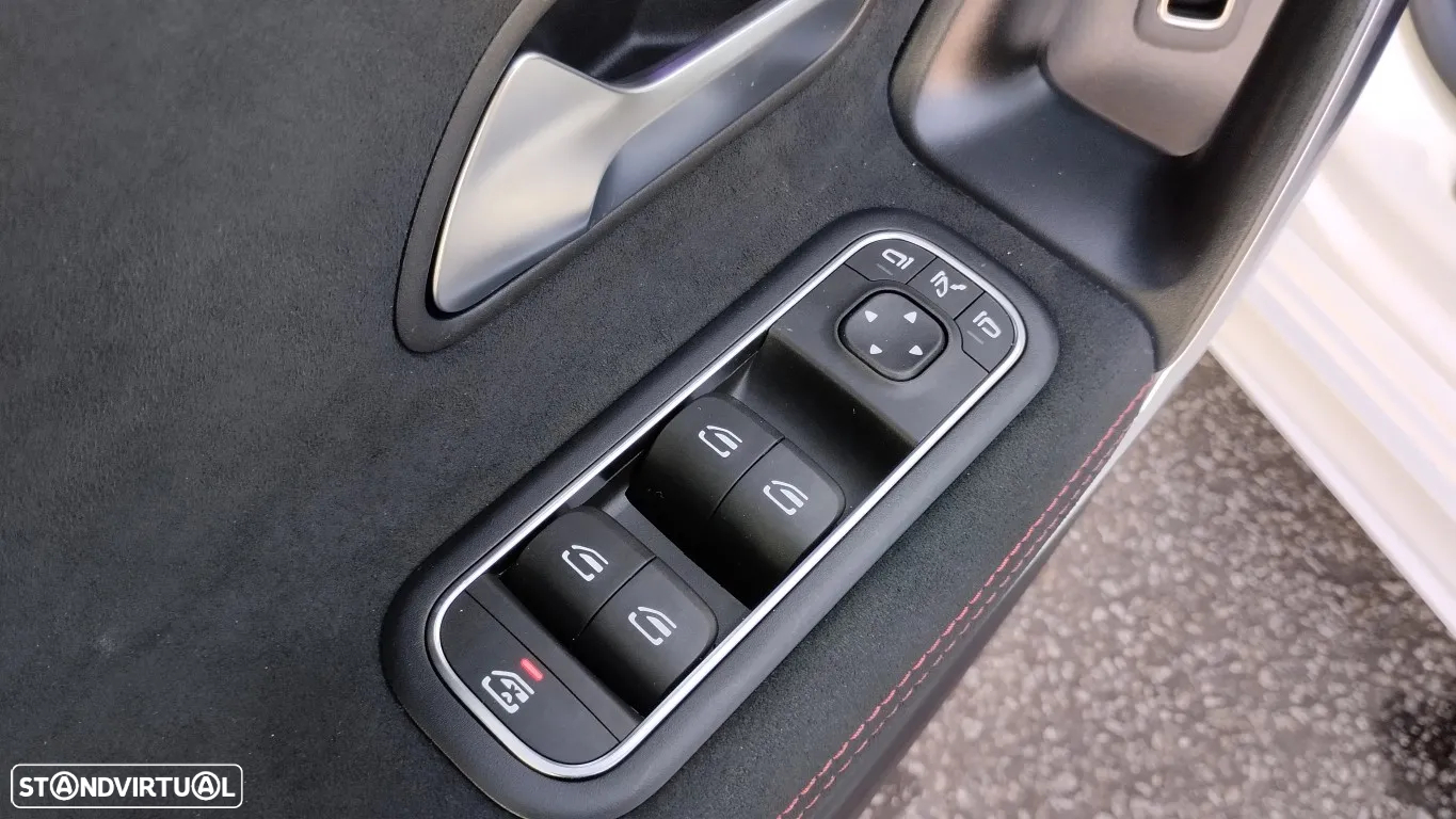 Mercedes-Benz A 250 e AMG Line - 7
