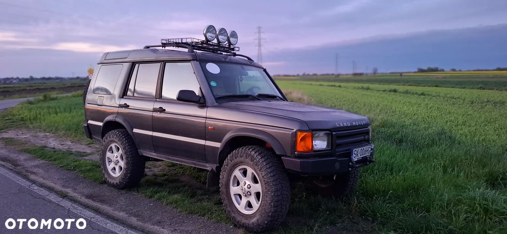 Land Rover Discovery - 1