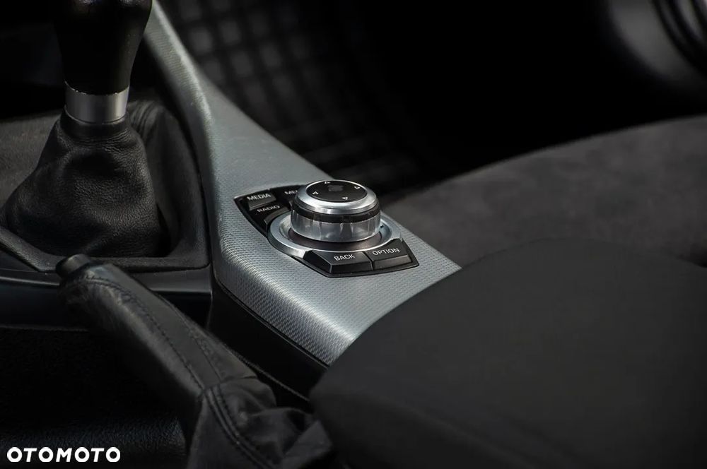 BMW Seria 1 116d DPF Edition Sport - 37