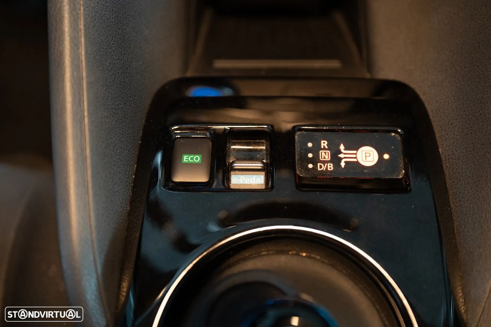Nissan Leaf Acenta Access - 35