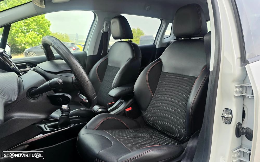 Peugeot 2008 PureTech 110 Stop&Start GT-Line Edition - 10