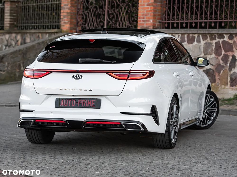 Kia ProCeed 1.4 T-GDI DCT7 OPF GT LINE - 12