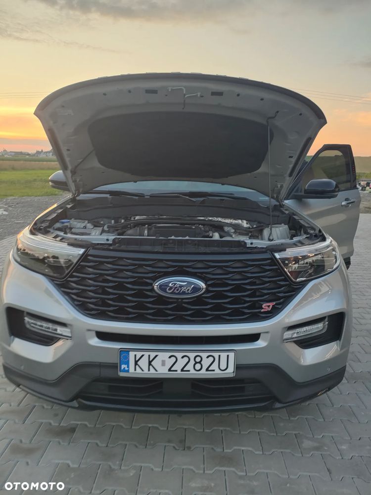 Ford Explorer 3.0 EcoBoost PHEV 4WD ST-Line - 30