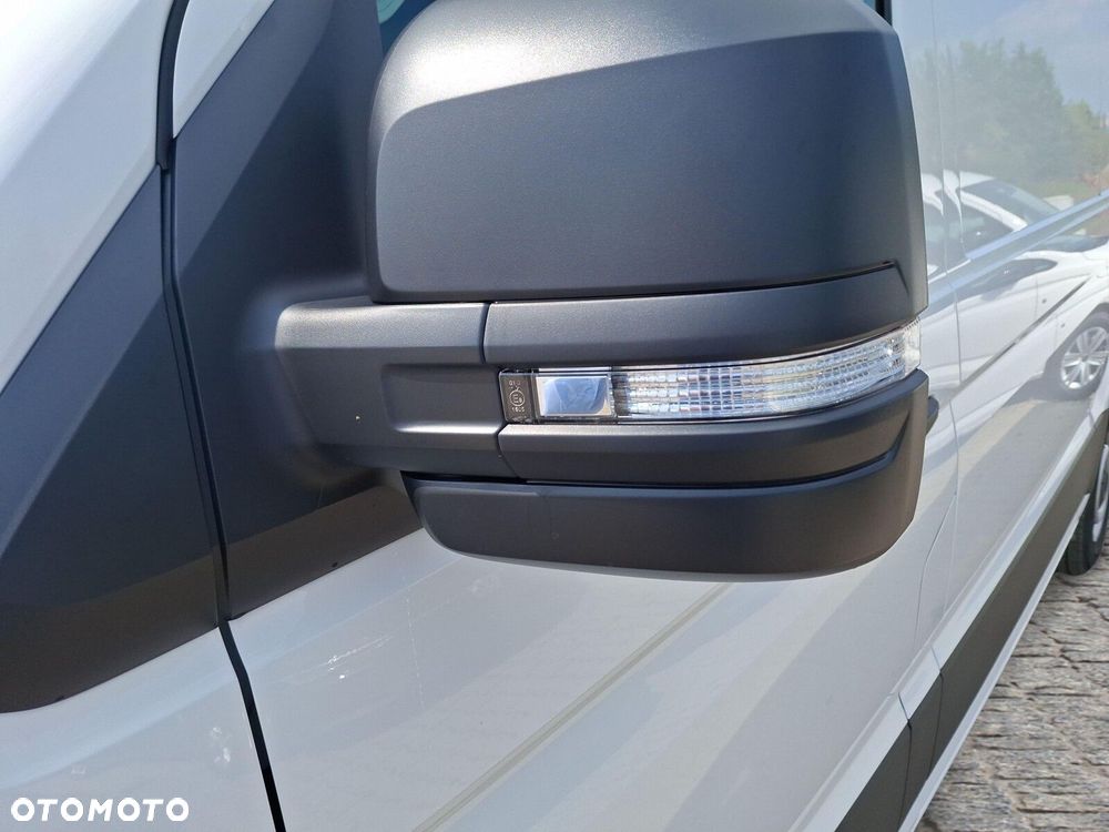 Volkswagen Crafter 35 furgon 140KM 3640 - 13