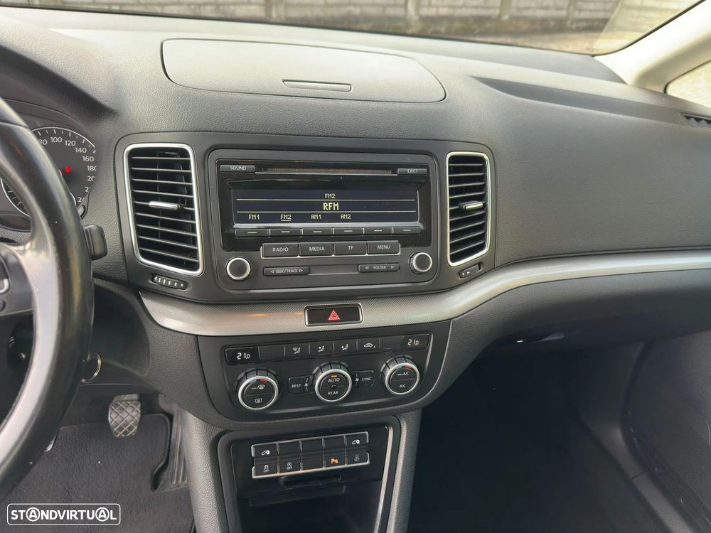 VW Sharan 2.0 TDi Confortline - 11