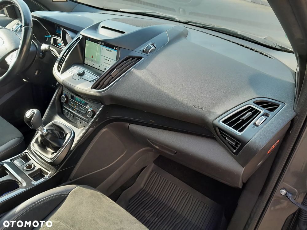 Ford Kuga 1.5 EcoBoost FWD ST-Line ASS - 19