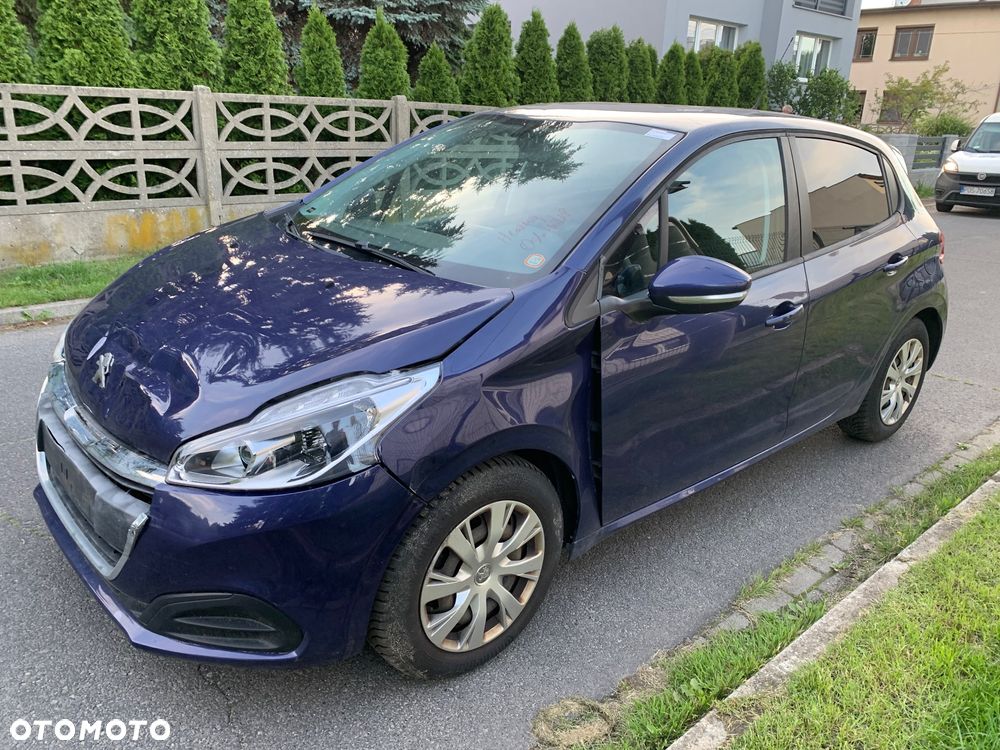 Peugeot 208 1.6 BlueHDi Active S&S - 6