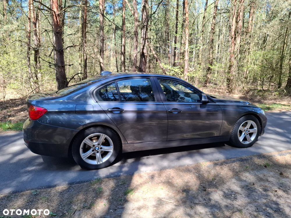 BMW Seria 3 320d - 3