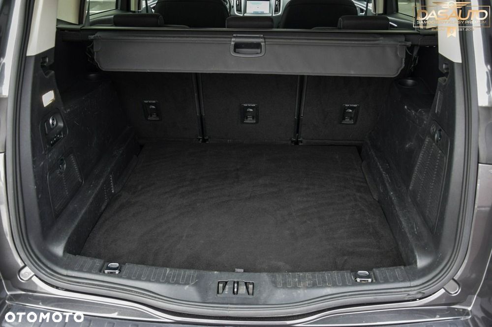 Ford S-Max - 29