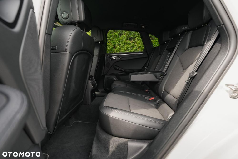 Porsche Macan Standard - 15