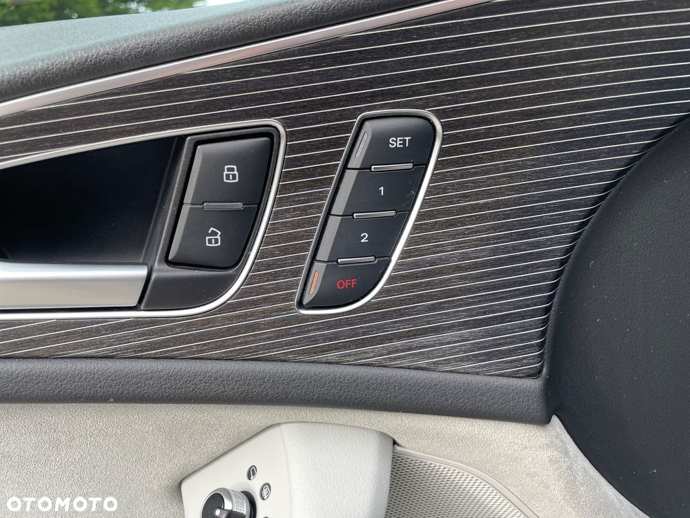 Audi A6 Avant 2.0 TDI Ultra DPF S tronic - 13