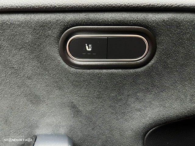 Mercedes-Benz A 250 e AMG Line - 21