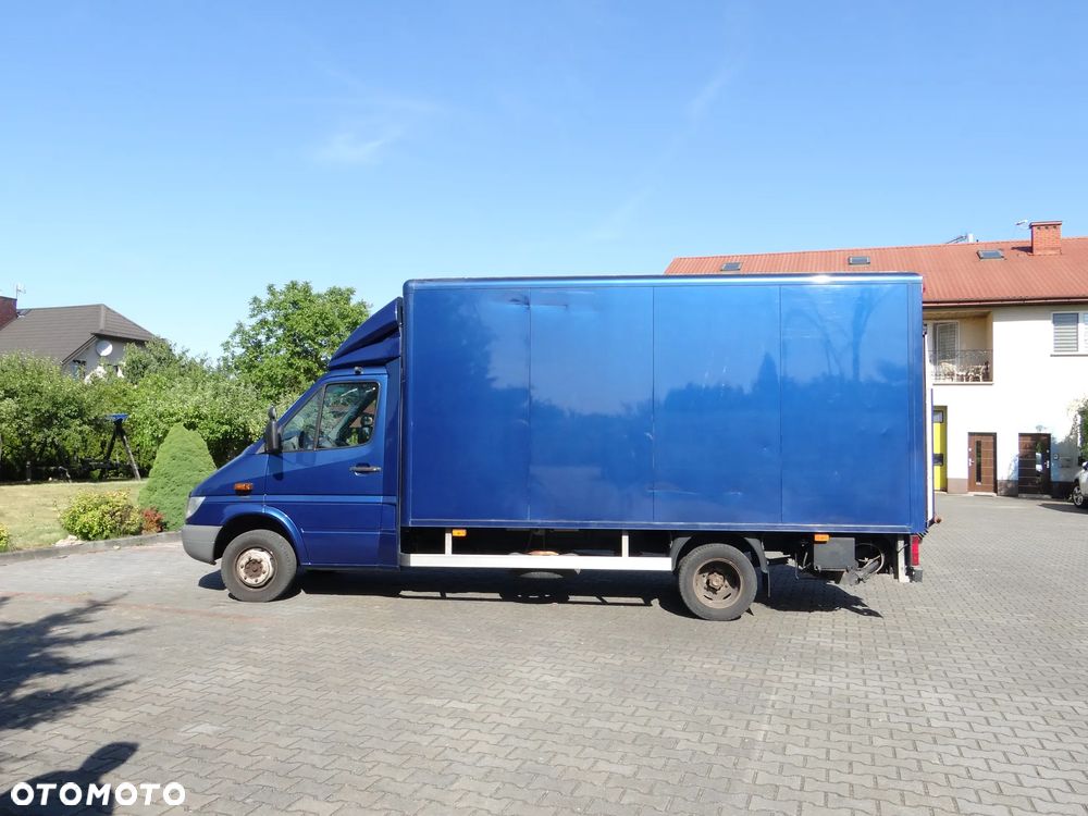 Mercedes-Benz SPRINTER - 30