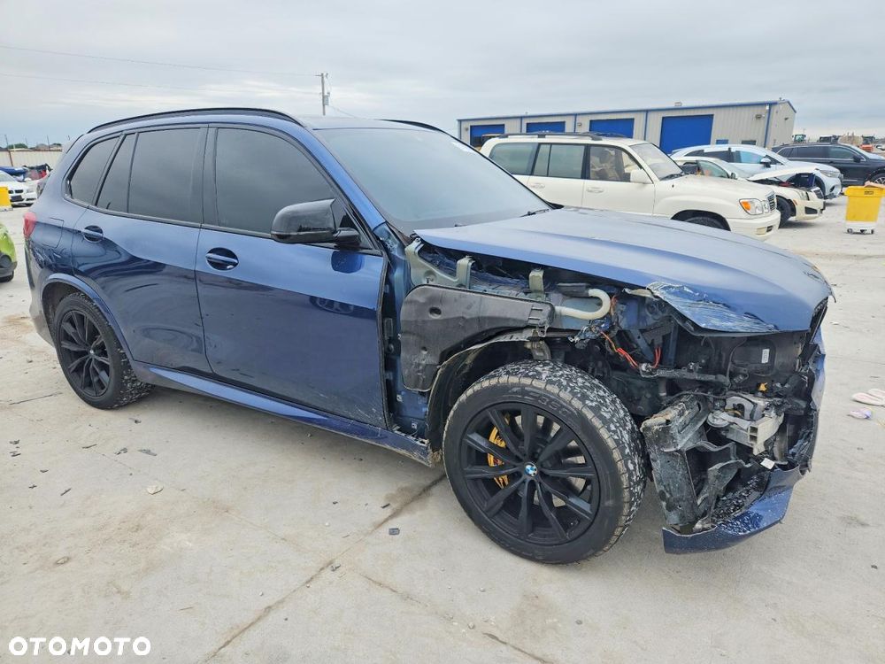BMW X5 M50i - 3