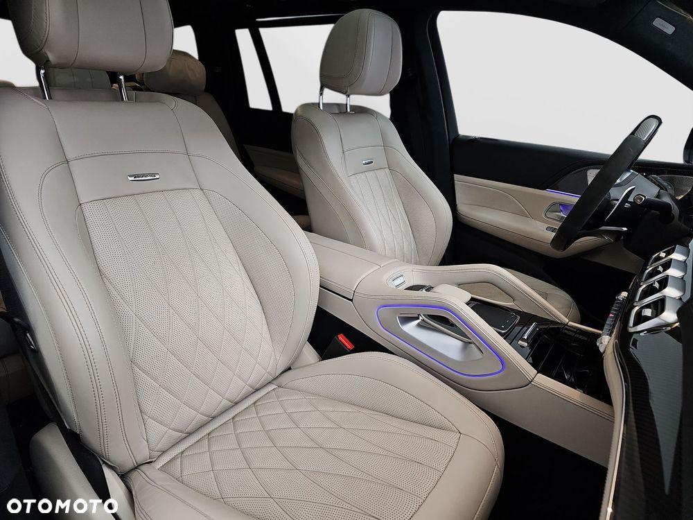 Mercedes-Benz GLS - 40