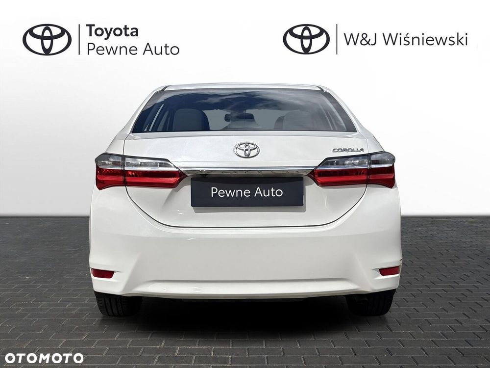 Toyota Corolla 1.6 Comfort - 6