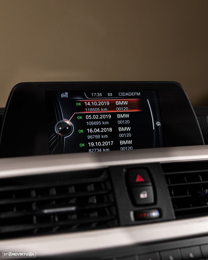 BMW 320 d Pack M - 15