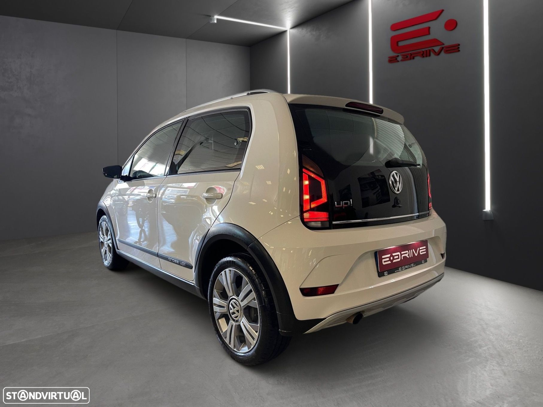 VW Up! - 4