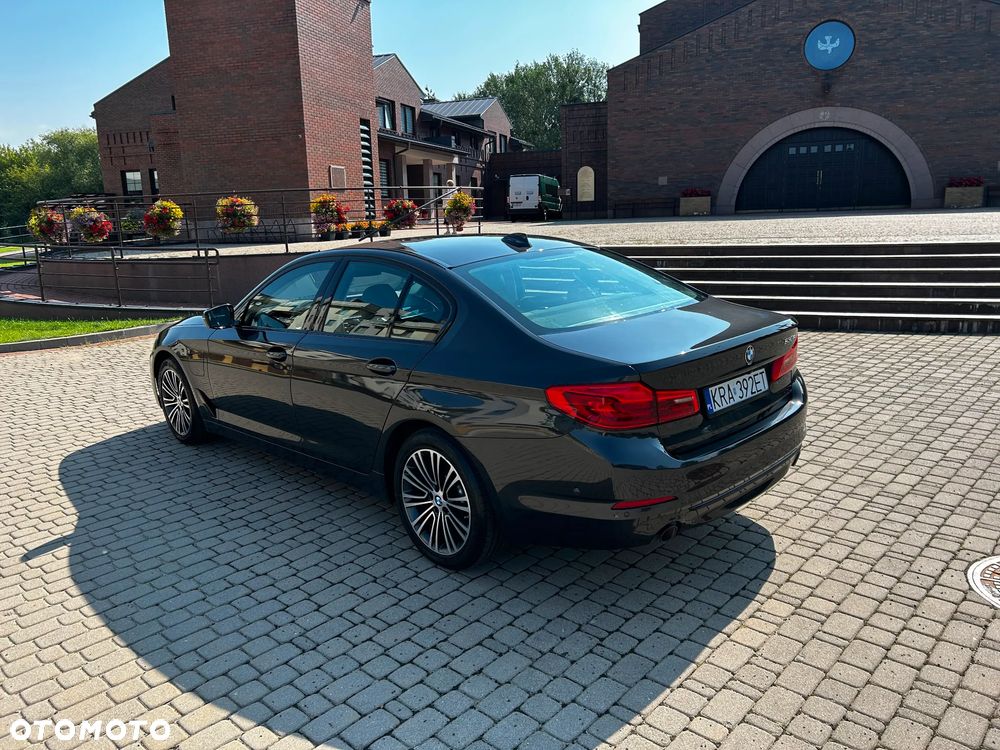 BMW Seria 5 530e iPerformance Luxury Line - 6