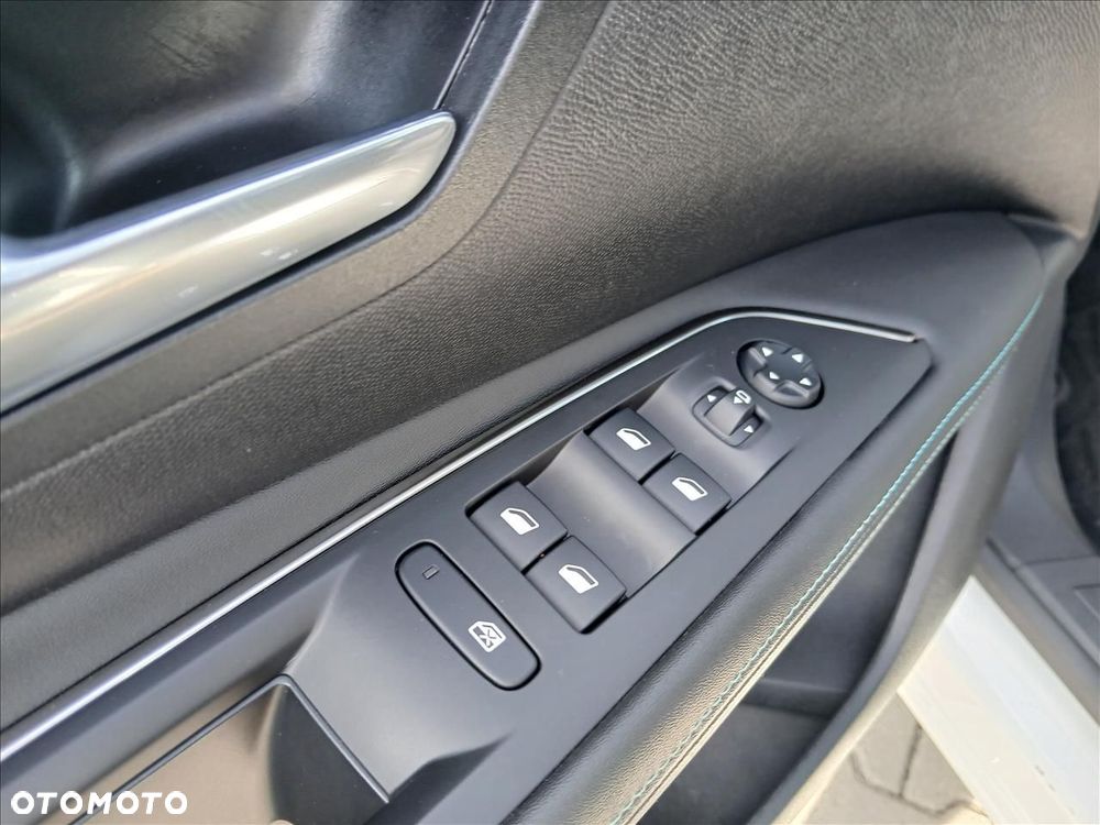 Peugeot 3008 225 e-EAT8 Allure Pack - 22