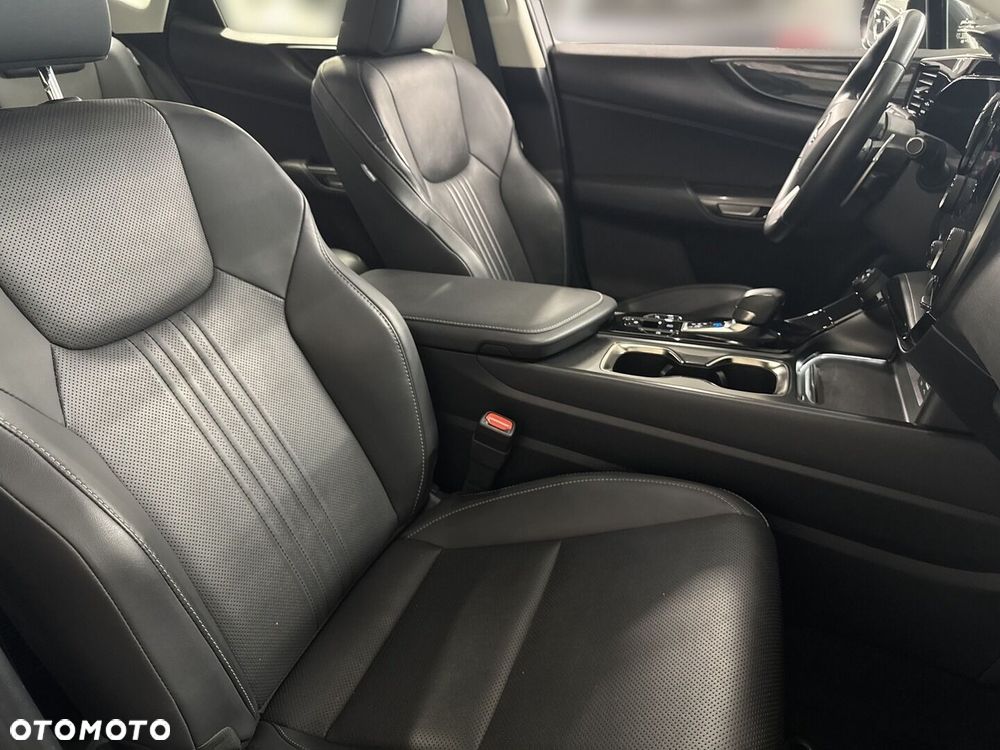 Lexus NX 350h Business AWD - 26